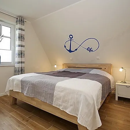 Reethaus Am Mariannenweg 01b - Bata Ferienhaus Boltenhagen