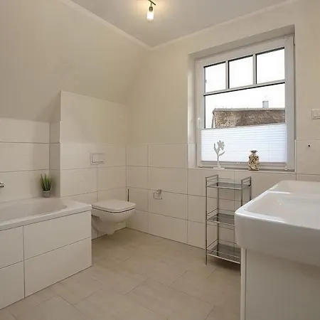 Reethaus Am Mariannenweg 01b - Bata Ferienhaus *